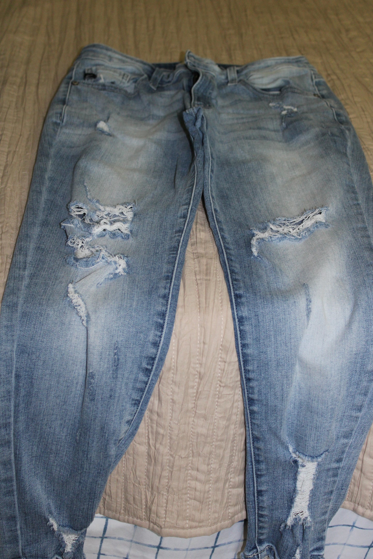 Kancan Mid Rise Jeans